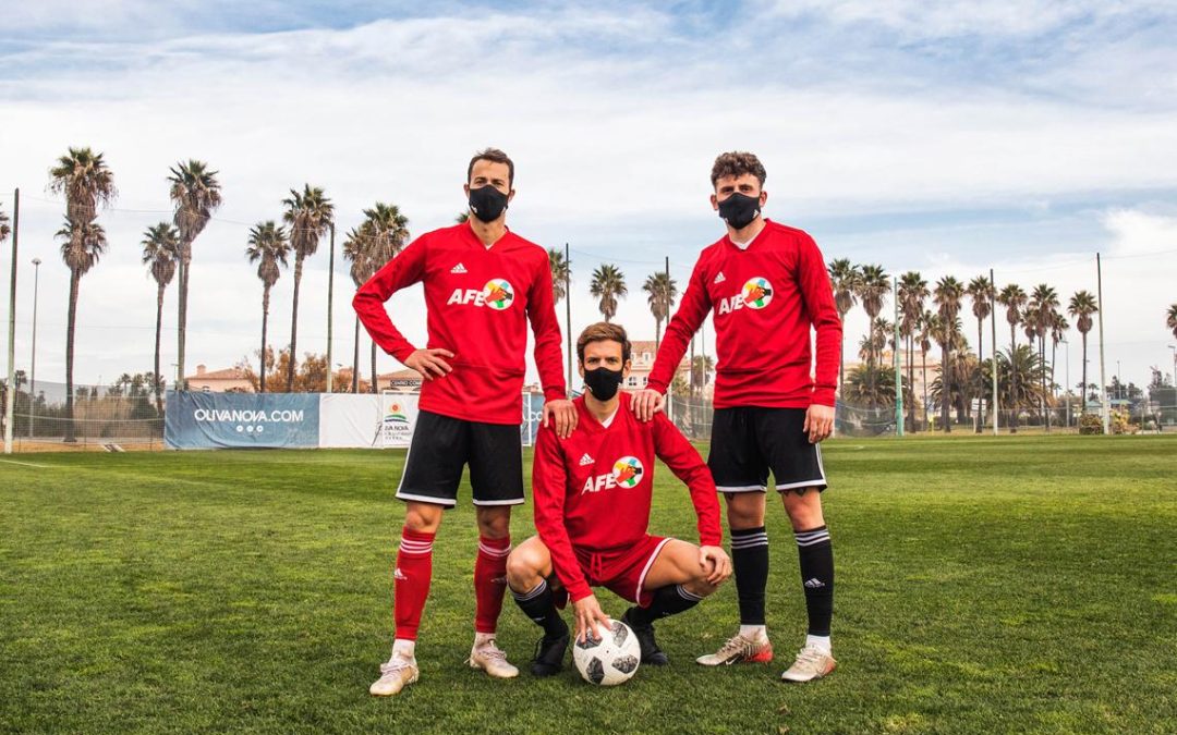Mario, Michu y Álvaro de Sesiones AFE XXIV