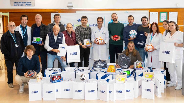 Campaña de Navidad 2024: AFE visita hospitales, fundaciones y asociaciones para el tradicional reparto de regalos