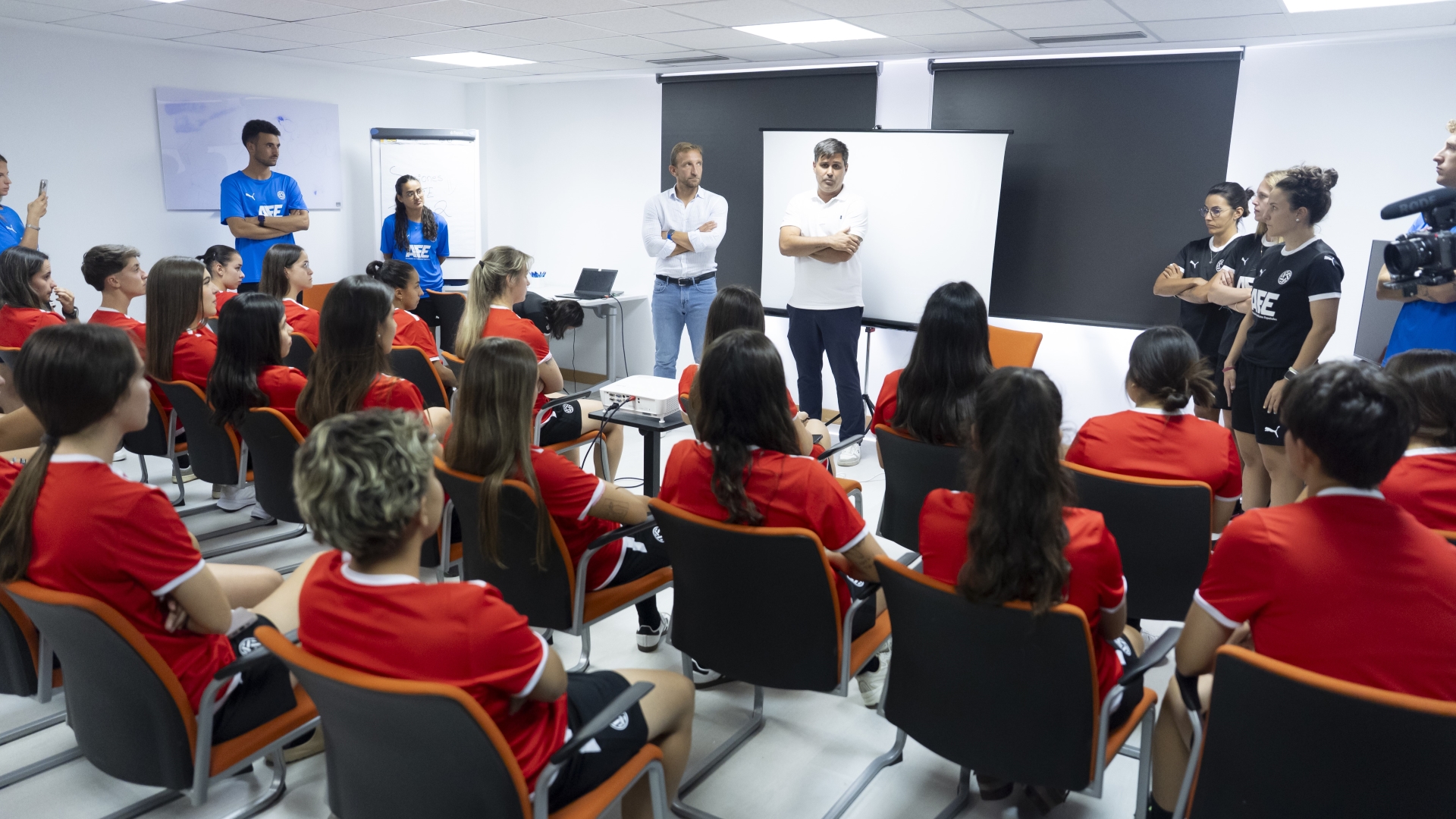 AFE impulsa el talento femenino con la segunda edición de Sesiones AFE