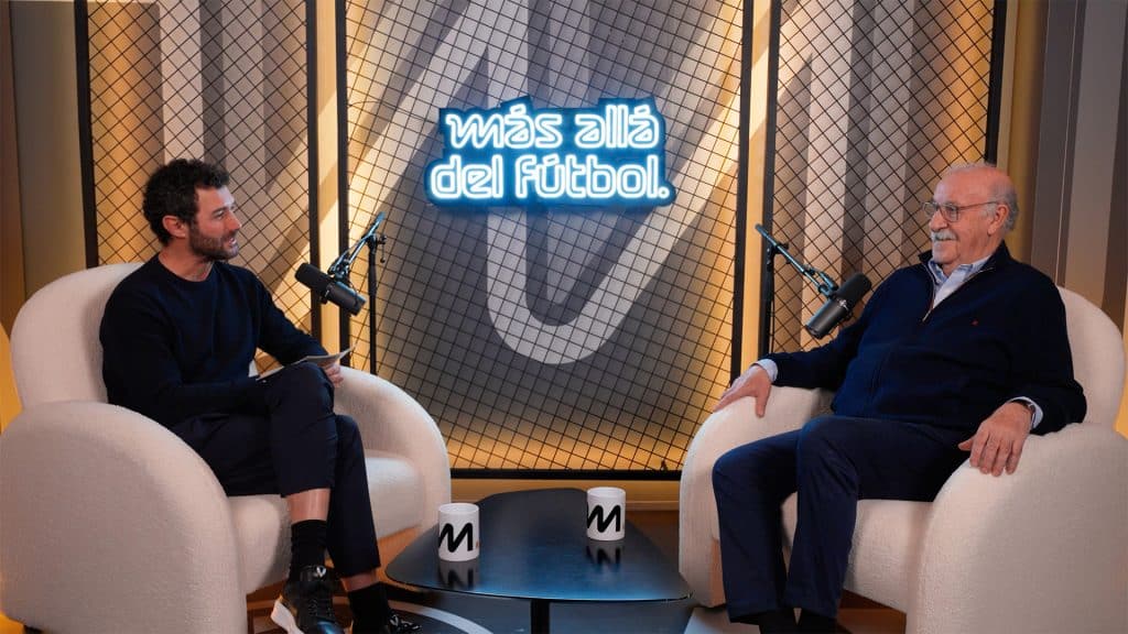‘Más allá del fútbol’ con Vicente del Bosque: compromiso, familia y principios como forma de vida