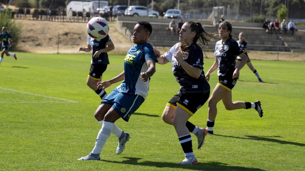 Unionistas se lleva el triunfo ante una competitiva Selección AFE Fútbol que fue de menos a más (1-3)