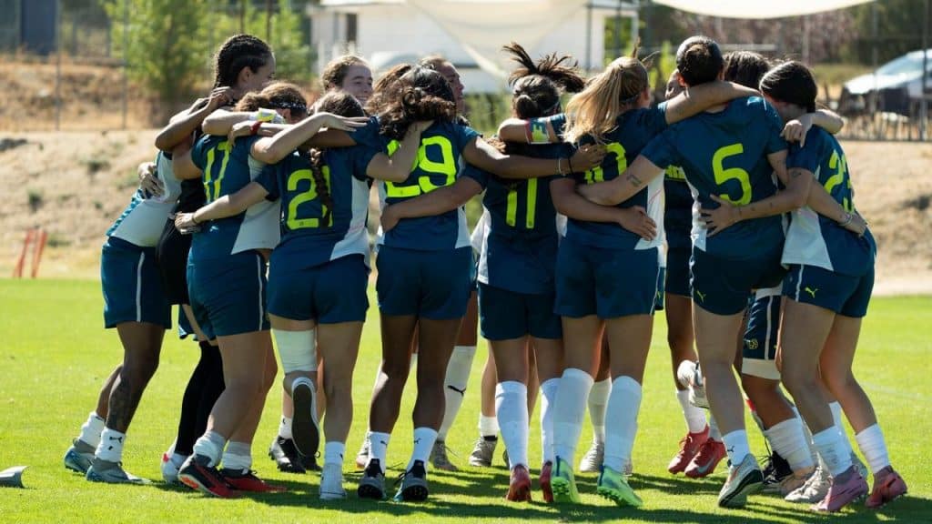 La Selección AFE Fútbol pone ante la Segoviana un broche de oro a Sesiones AFE FutFem con una gran victoria (4-2)